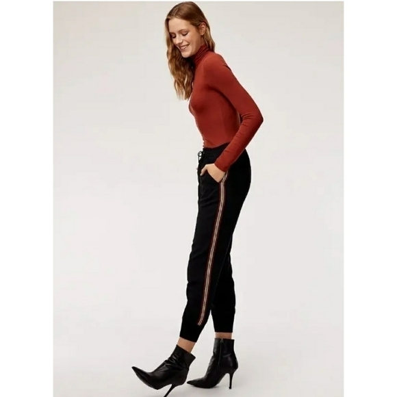 Wilfred Buffon Black Crepe Jogger Pants With Side Stripes RARE - Picture 1 of 13